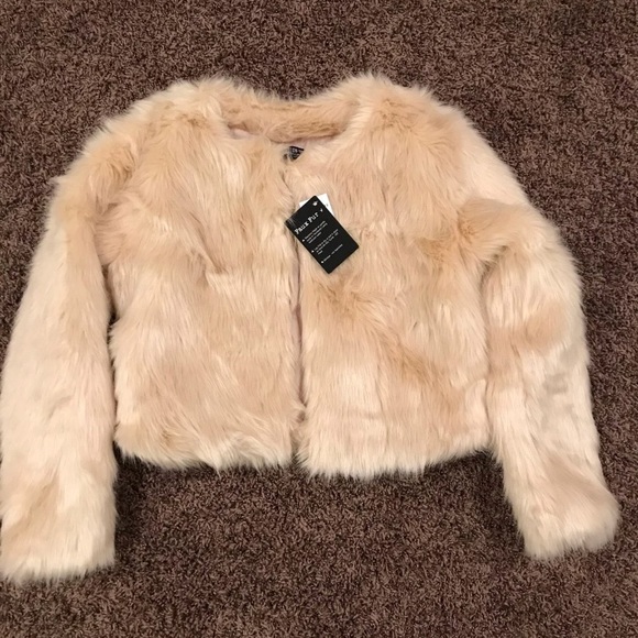 Faux fur jacket (SOLD) - Picture 2 of 2